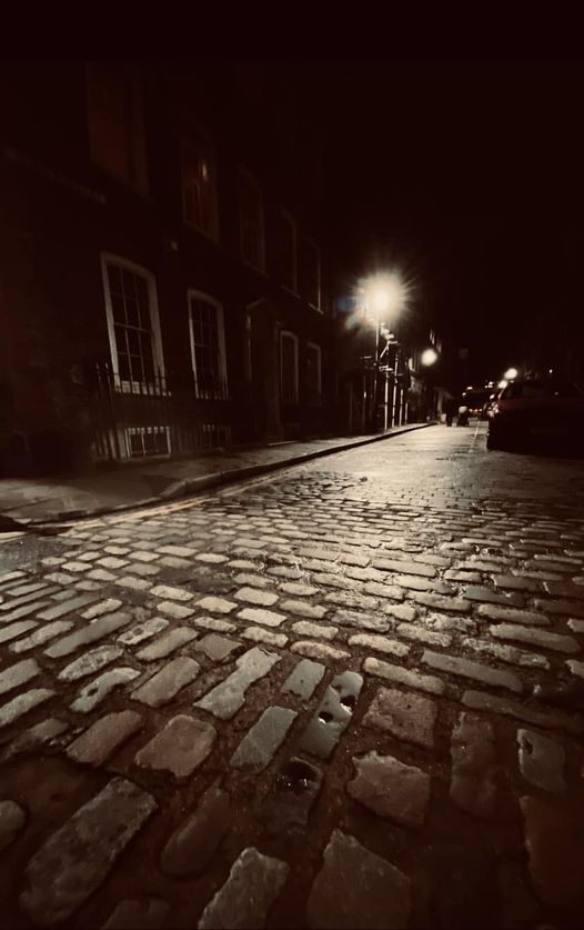 cobbled streets of Londons East End